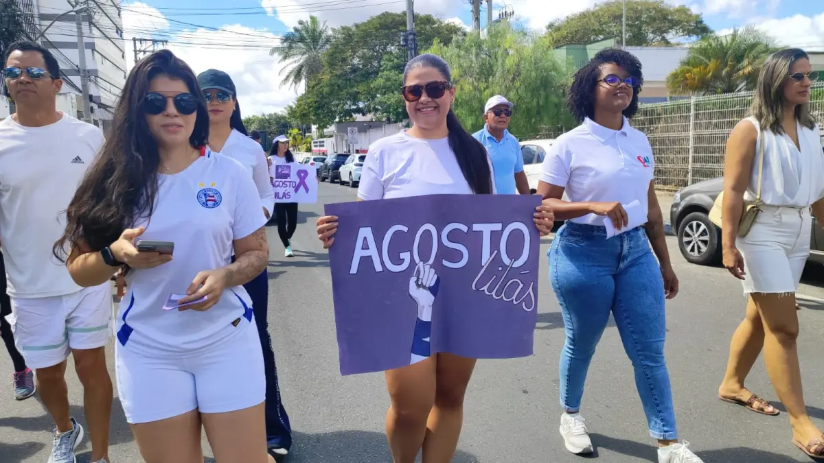 Mulheres de Feira de Santana vão às ruas pelo fim da violência: “Esse problema é de toda a sociedade”