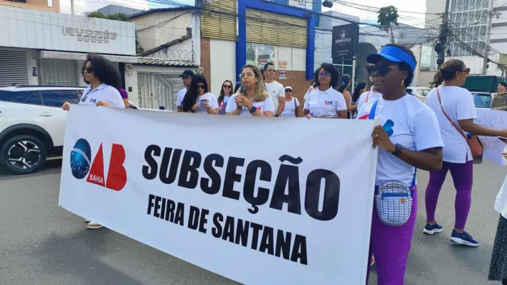 Mulheres de Feira de Santana vão às ruas pelo fim da violência: “Esse problema é de toda a sociedade”