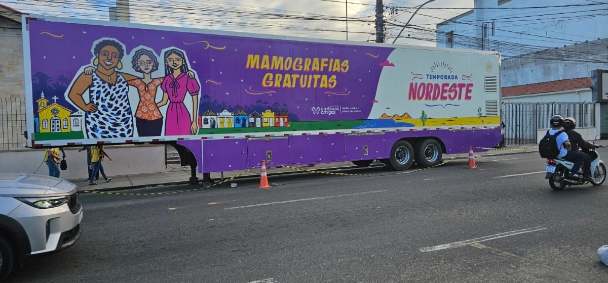 Carreta Instituto Américas Amigas exame mulheres mamografias Feira de Santana