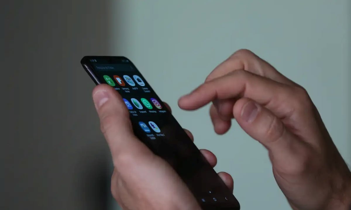Celular - smartphone - aplicativos