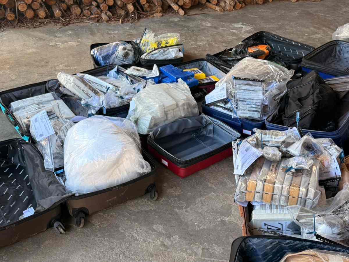 Cerca de 400 quilos de drogas são incinerados pela Polícia Civil em Vitória da Conquista