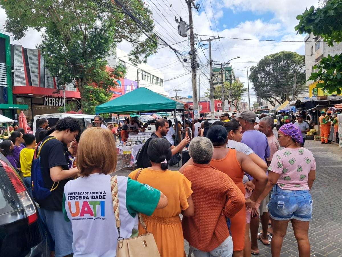 Dia do Feirante é marcado por café da manhã na Marechal feira de Santana