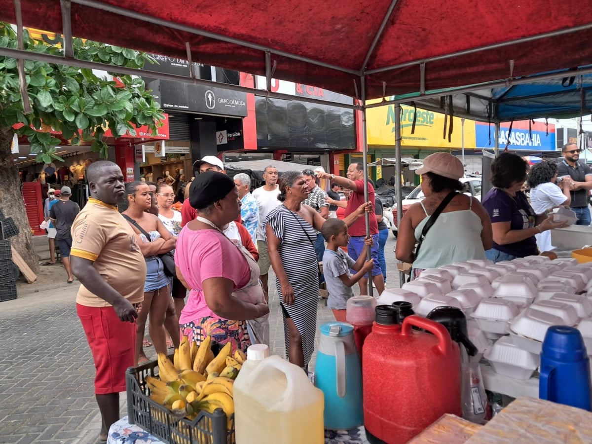 Dia do Feirante é marcado por café da manhã na Marechal feira de Santana