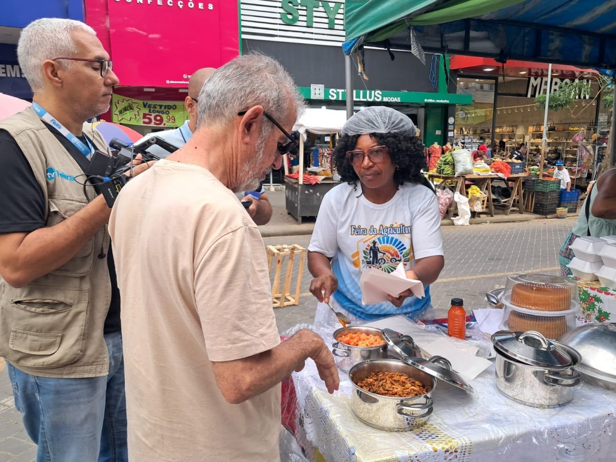Dia do Feirante é marcado por café da manhã na Marechal feira de Santana