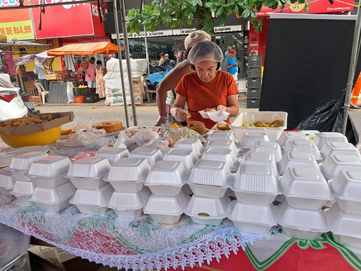 Dia do Feirante é marcado por café da manhã na Marechal feira de Santana