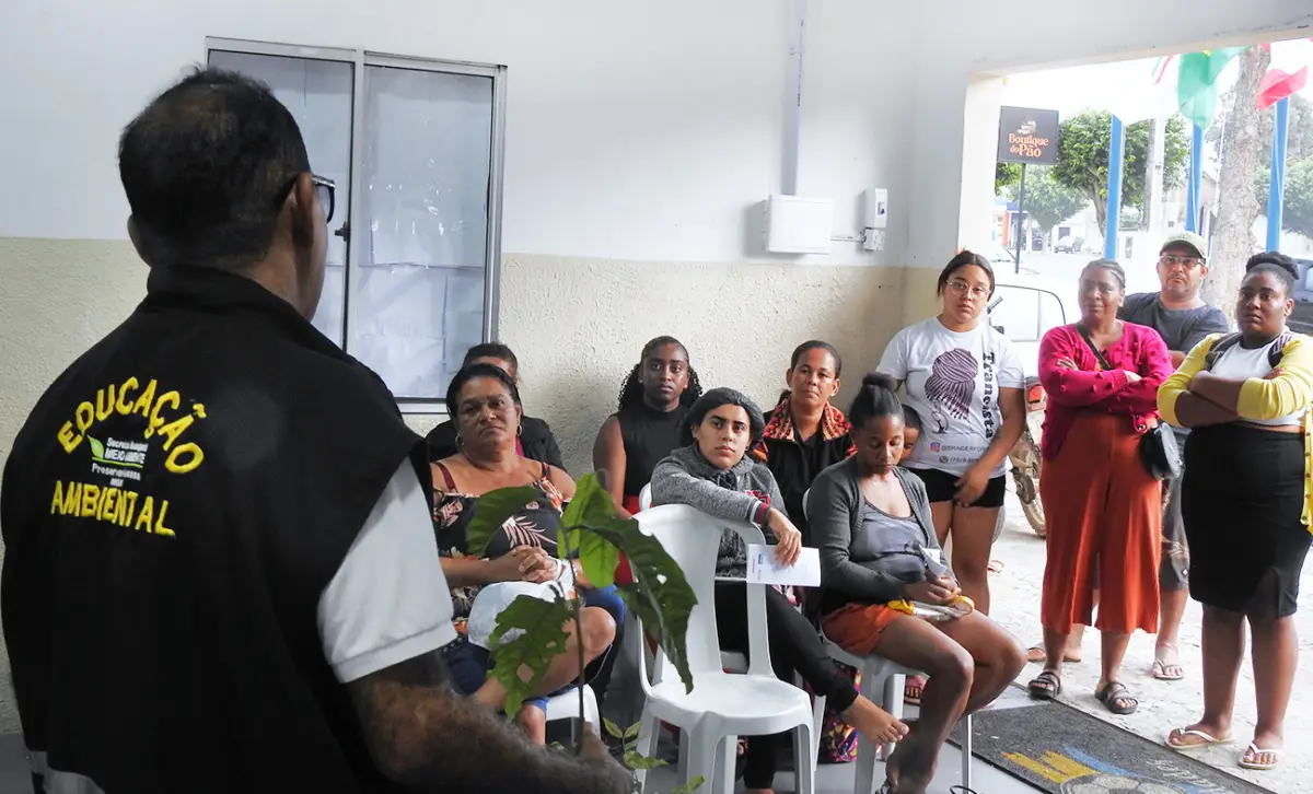 Secretaria distribui mudas e realiaza ações do "Feira Mais Verde" nos distritos de Feira de Santana