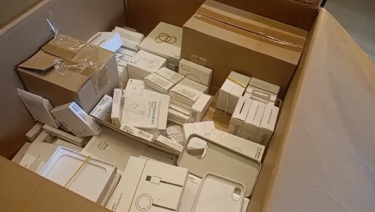 Lojas do centro de Feira de Santana tem diversos produtos apreendidos durante Operação Mobile
