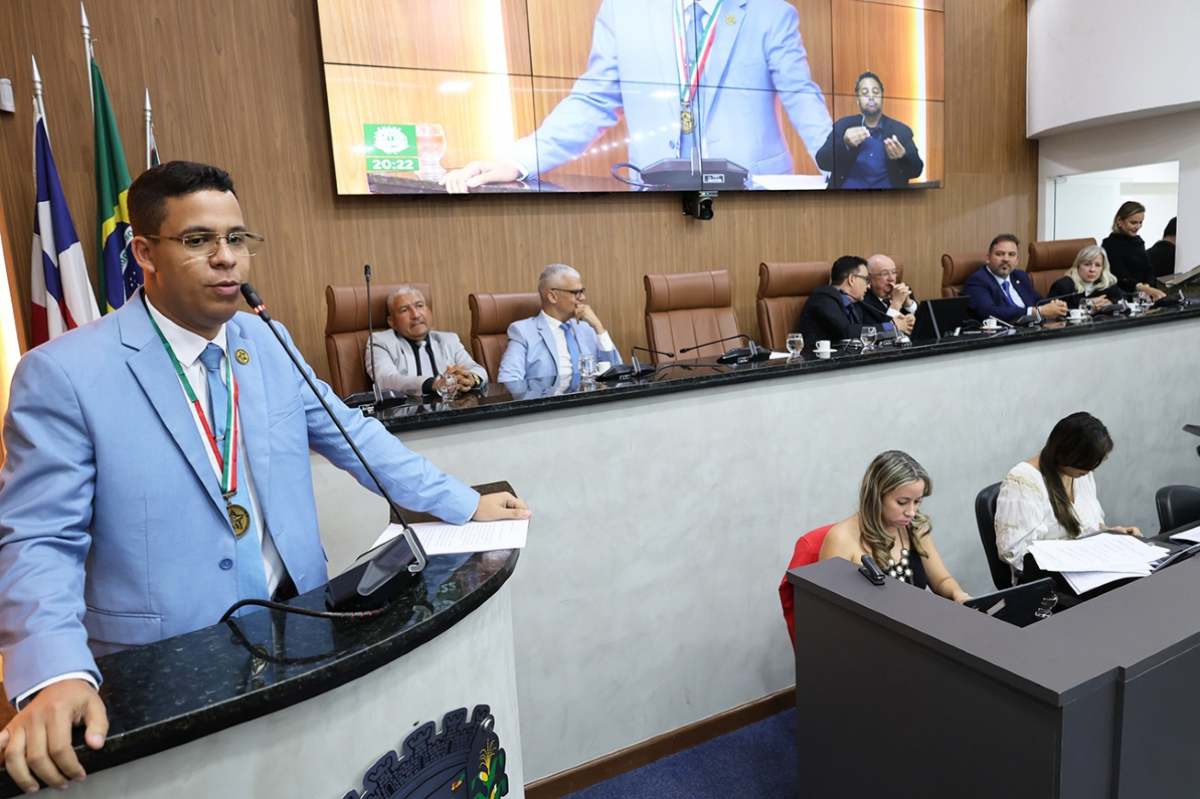Matheus Pinheiro novo comendador