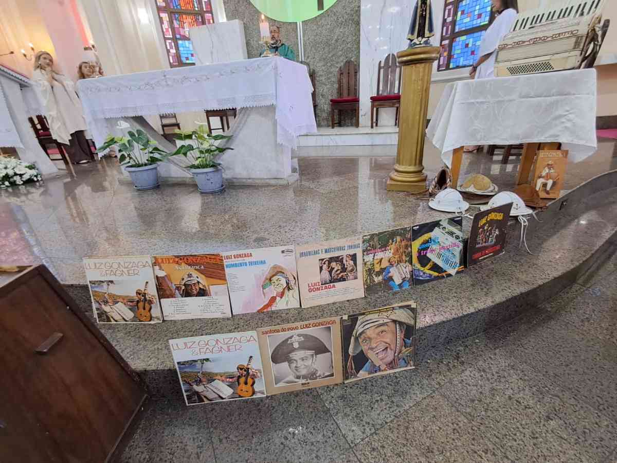 Missa em Homenagem ao forrozeiro Luiz Gonzaga na Igreja do Santuário Senhor dos Passos