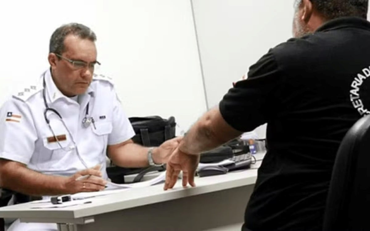 Oficiais de saúde Polícia Militar