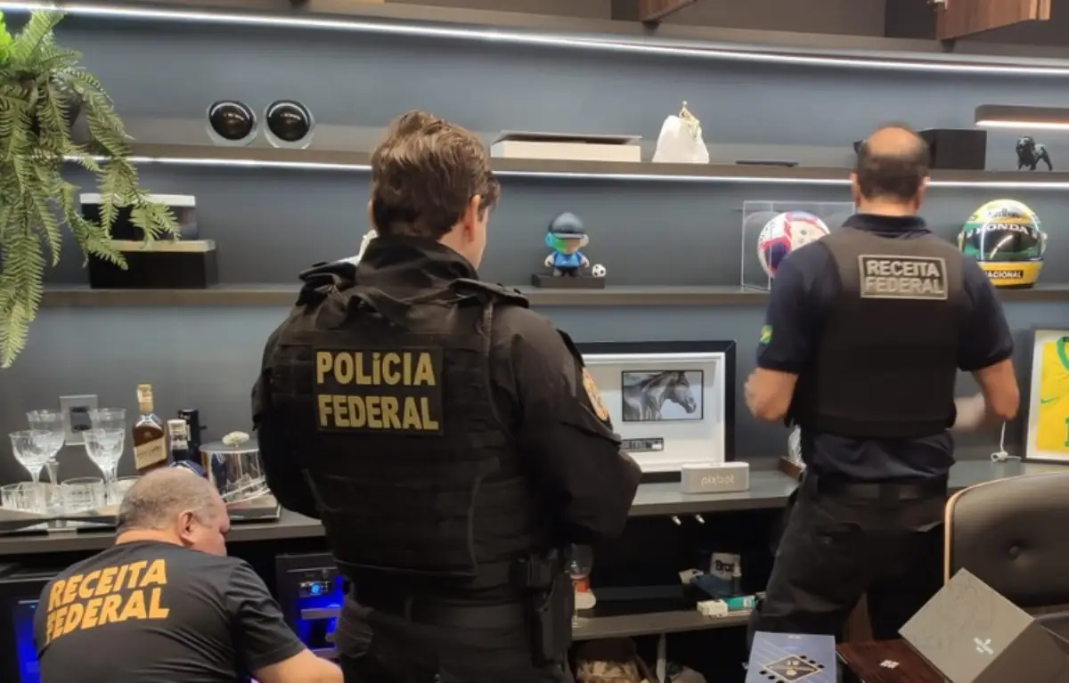 Lavagem de dinheiro de bets é alvo de operação da Polícia Federal; 17 mandados são cumpridos em 5 estados