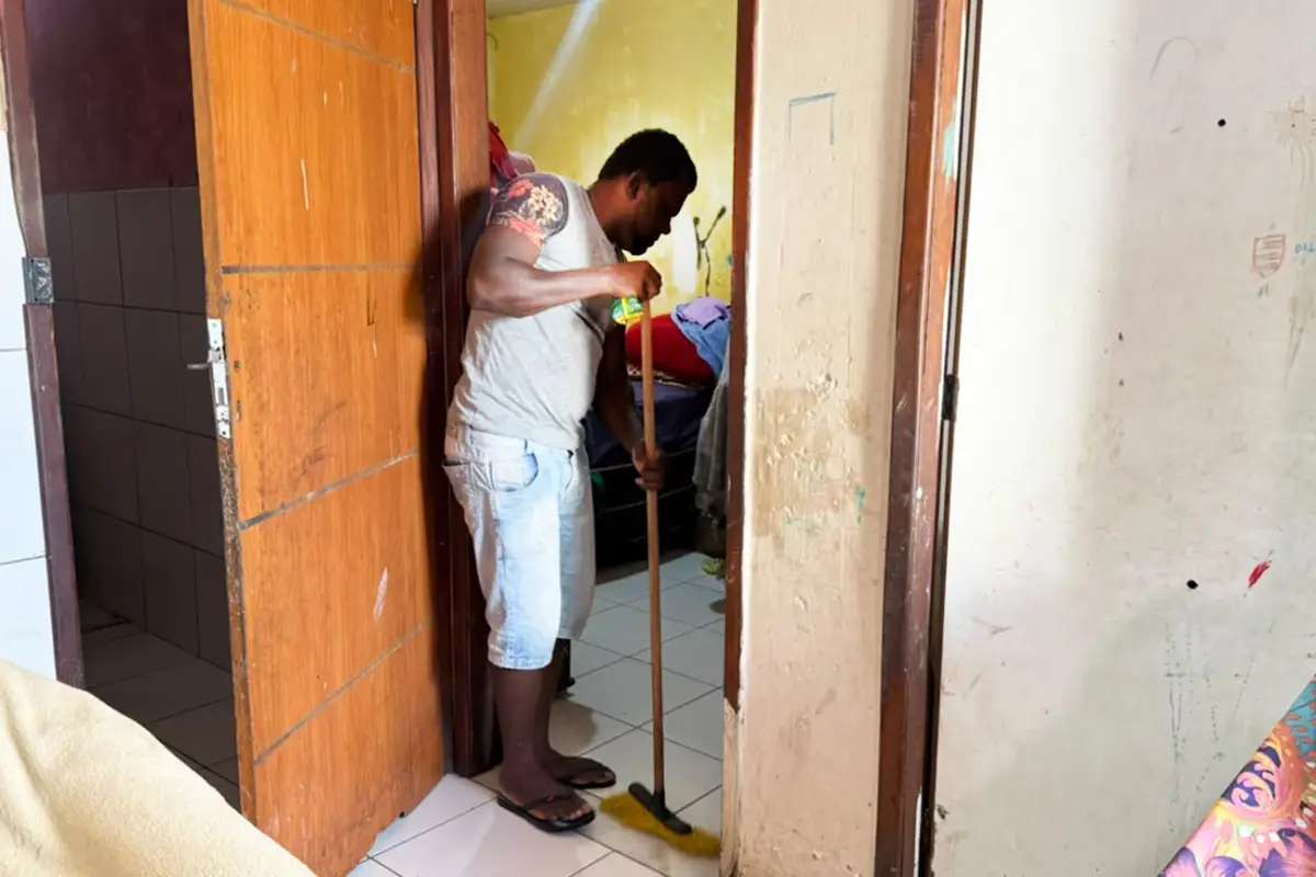 Dia dos Pais: viúvo e pai solo, José Carlos cuida dos seis filhos e encontra forças para recomeçar
