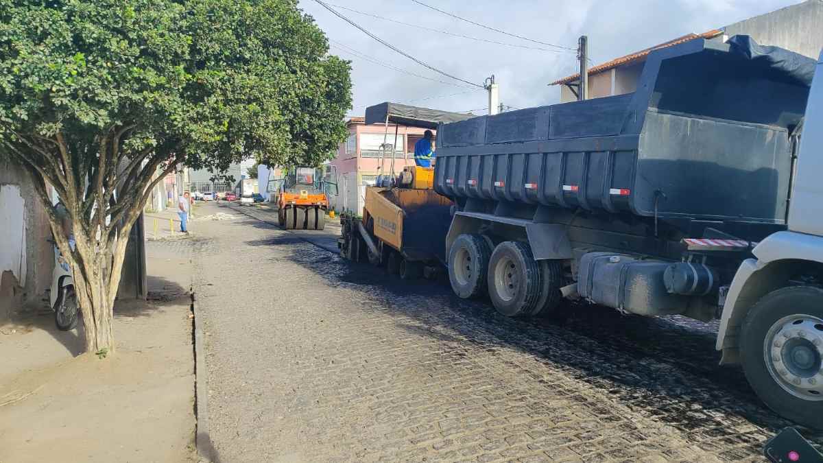Pavimentação no Fraternidade