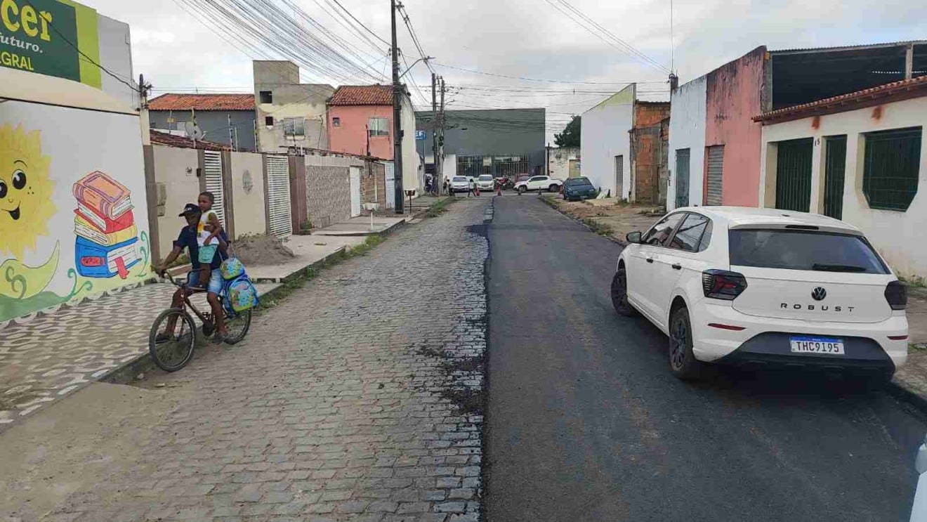Pavimentação no Fraternidade