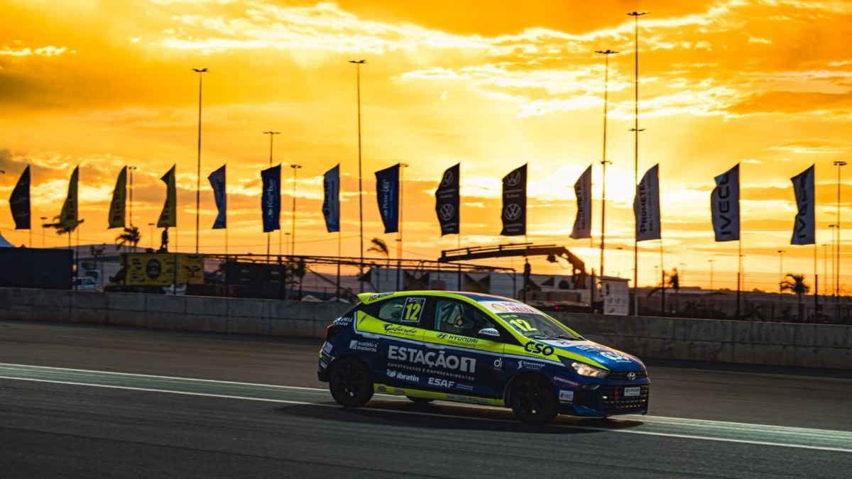 Piloto Thiago Rios supera calor de 60°C e se destaca na 1ª corrida noturna da Copa HB20