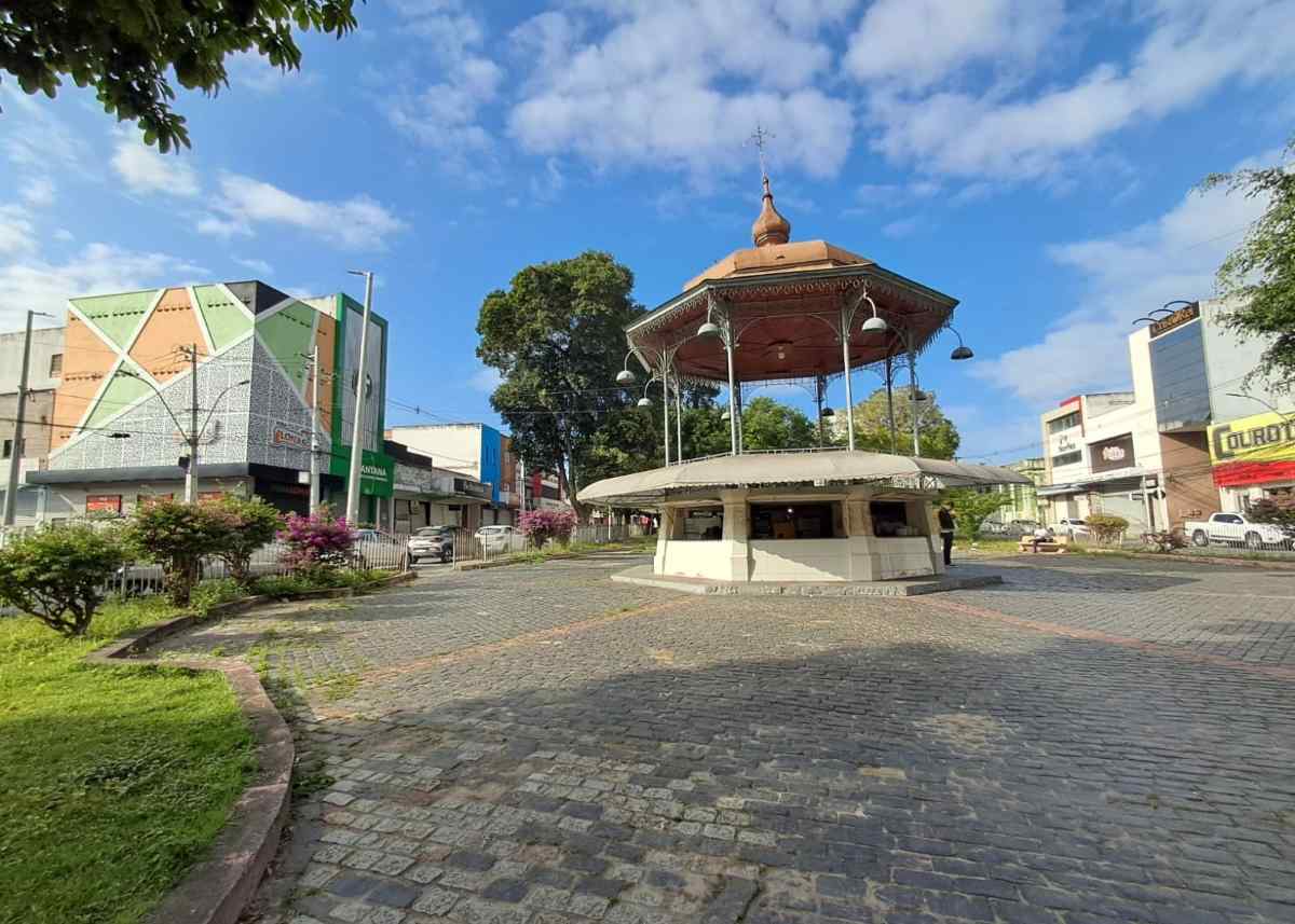 Praça Fróes da Motta