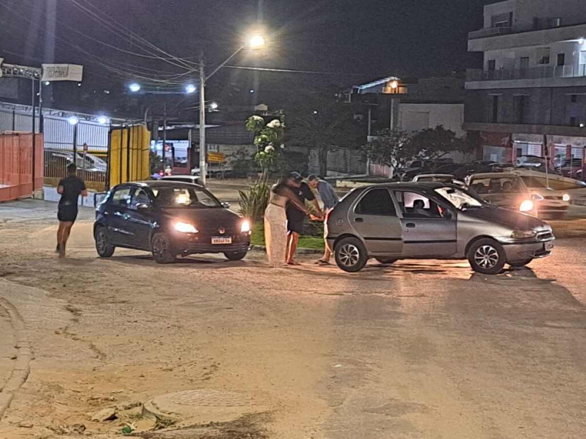 Quinto acidente envolveu dois carros colidiram