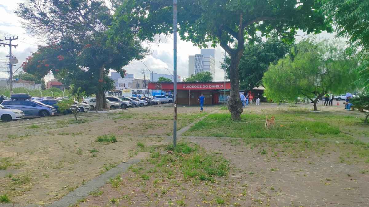 Reforma da Praça João Barbosa de Carvalho, conhecida como Praça do Fórum
