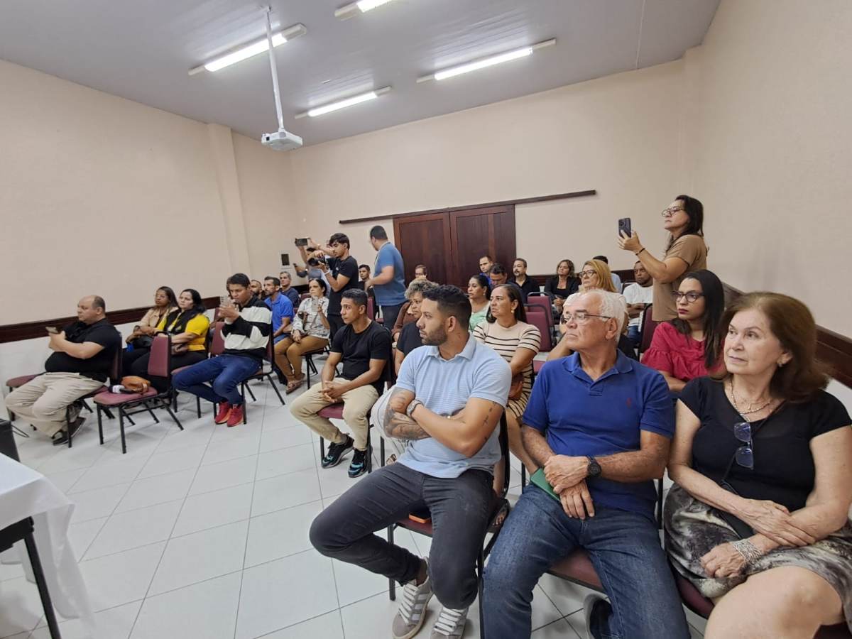 Pablo oficializa apoio à candidatura do ex-prefeito Colbert ao cargo de deputado estadual nas eleições 2026