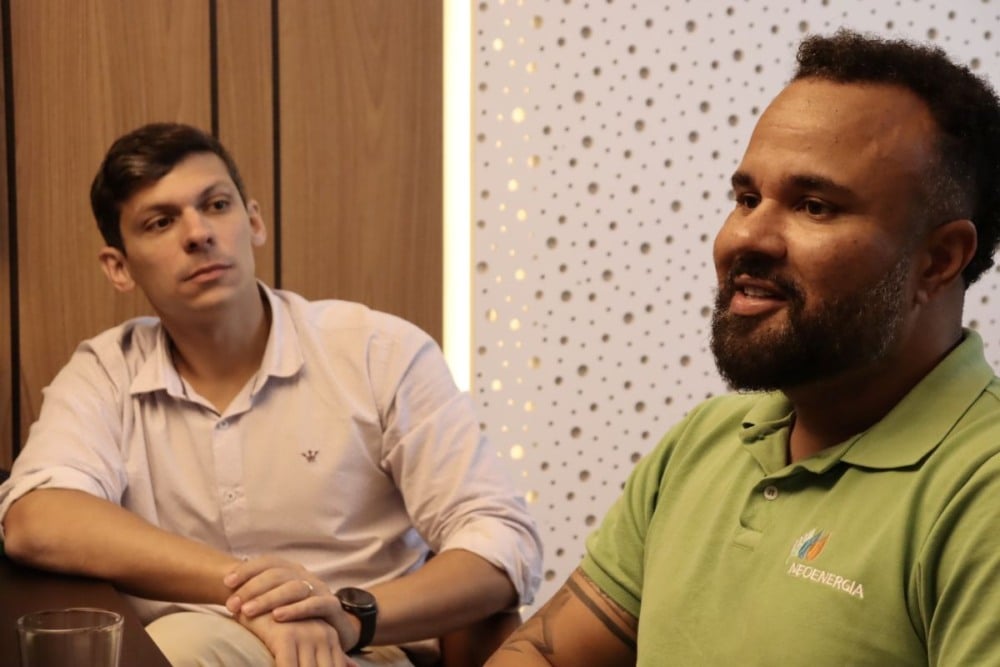 Rodrigo Almeida e Neviton Xavie