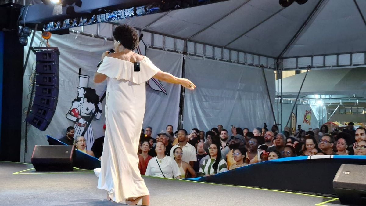 Cantora Maryzelia