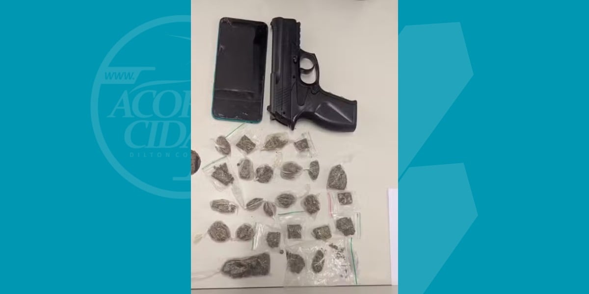 Suspeito é flagrado com arma falsa e drogas após ronda da PM em Alagoinhas