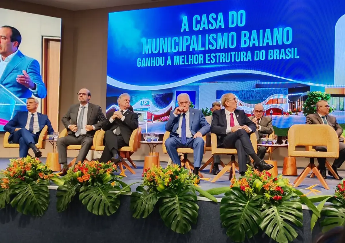 UPB celebra 62 anos com nova estrutura e reúne força política do municipalismo baiano em Salvador