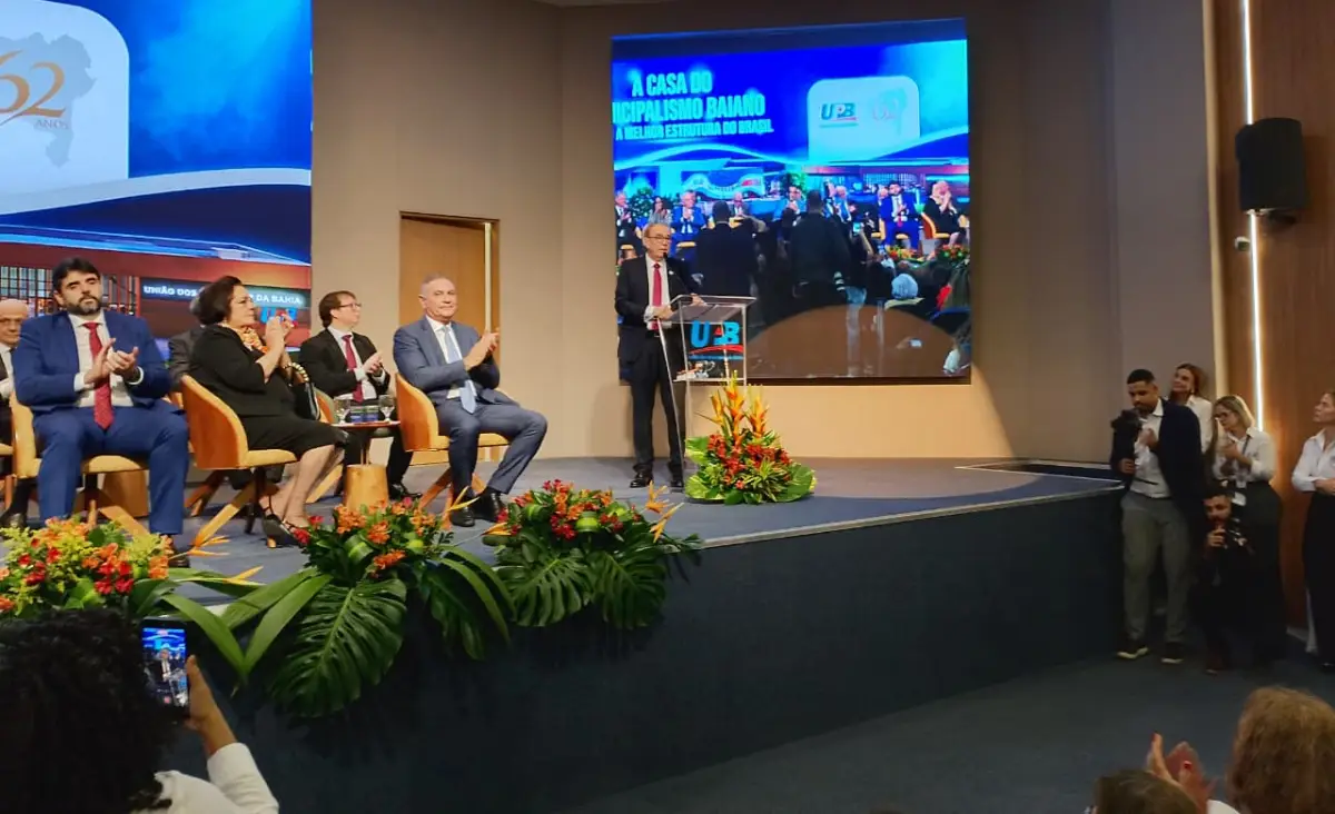 UPB celebra 62 anos com nova estrutura e reúne força política do municipalismo baiano em Salvador