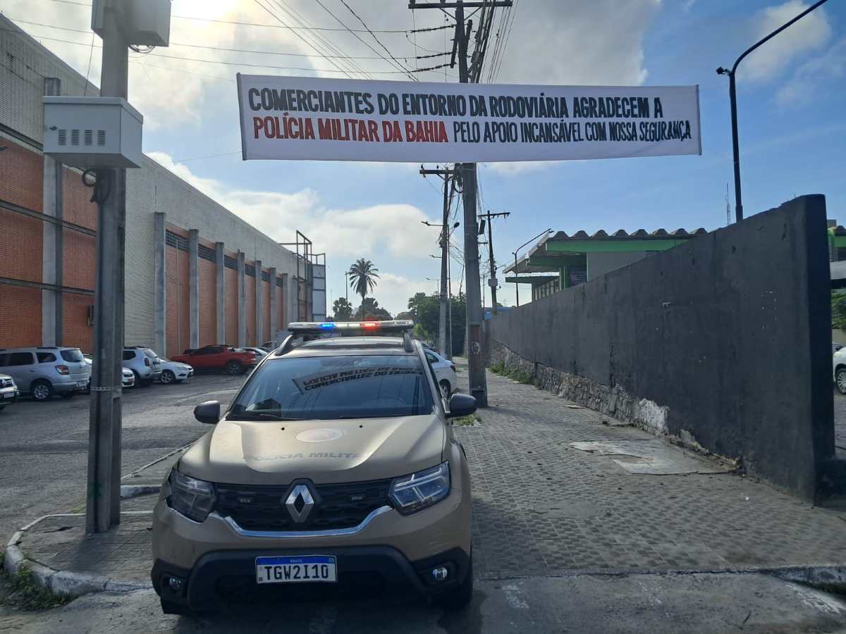 Viatura no entorno da Rodoviária
