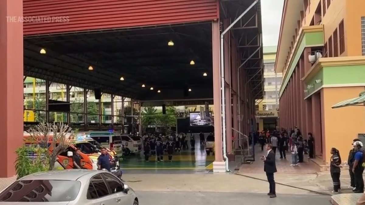 ataque a tiros na Tailândia
