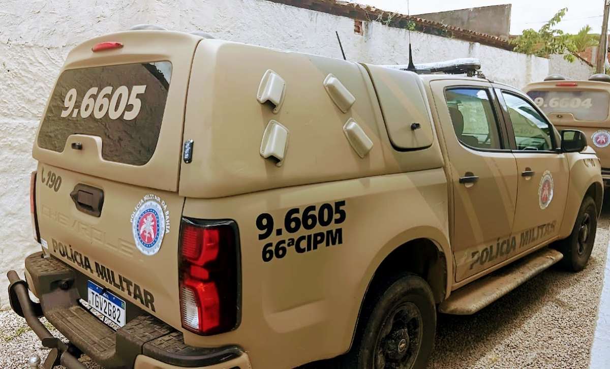 carro da polícia militar 66 CIPM