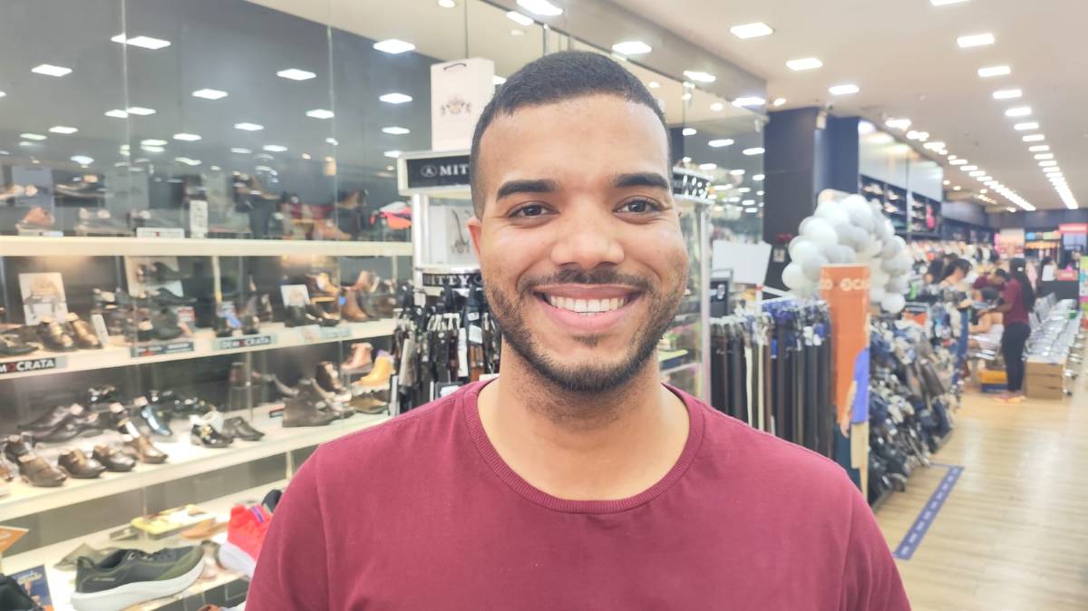 Na véspera de Dia dos Pais, o comércio de Feira de Santana registrou uma grande de movimentação