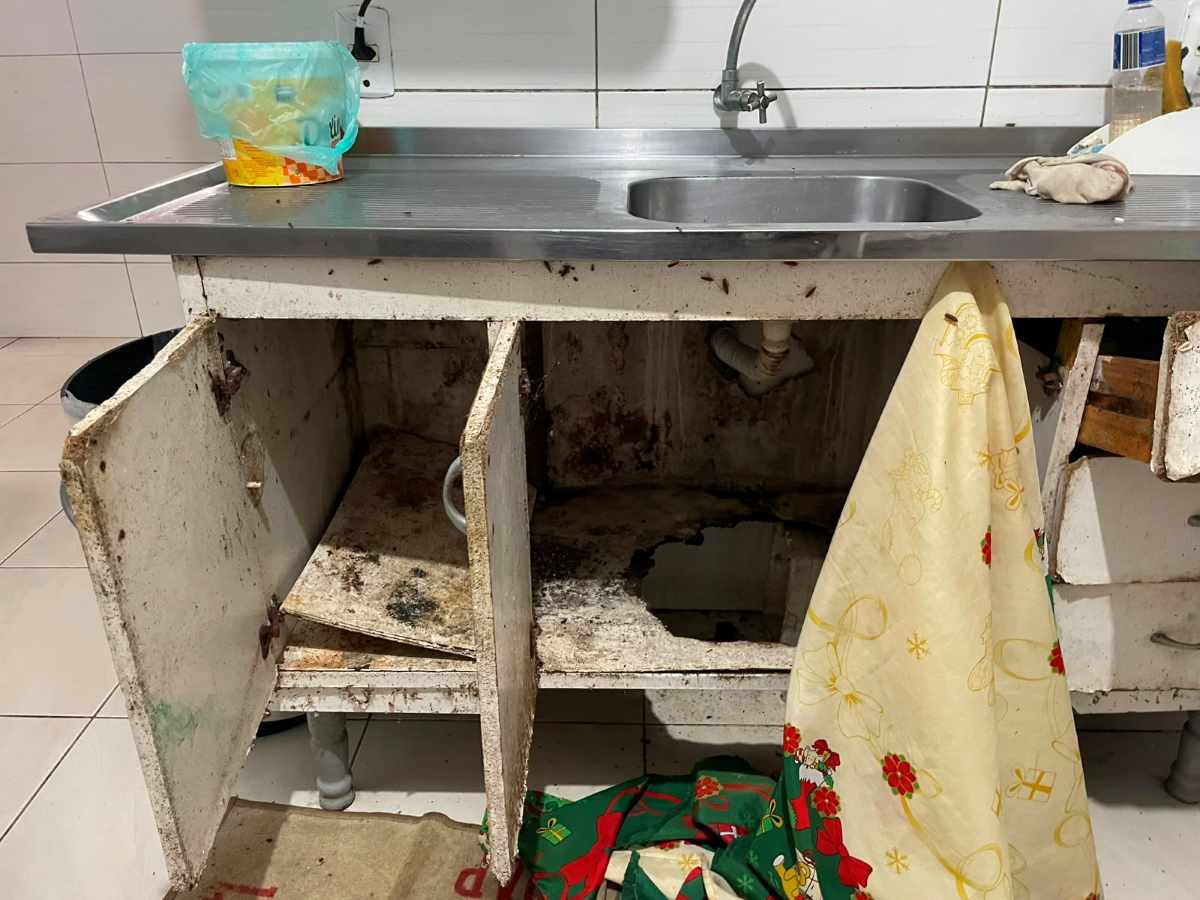 cozinha_precaria em lar para idosos em salvador