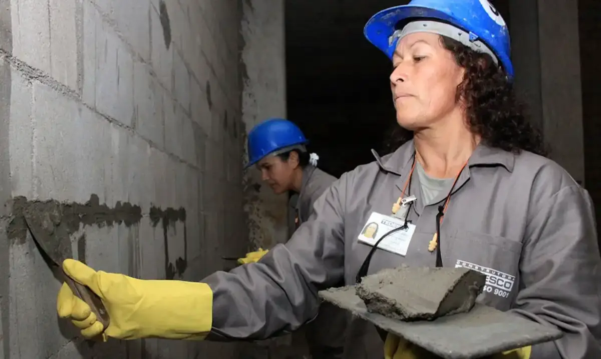 mulheres na construção civil