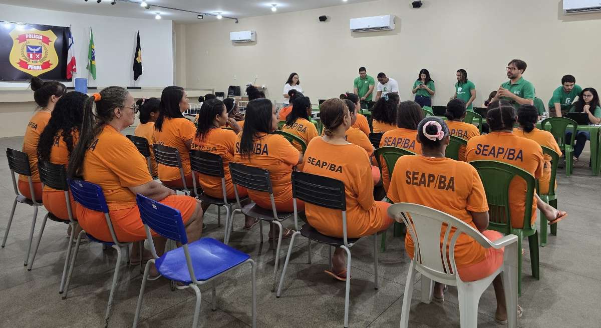 Mutirão da Defensoria Pública revisa penas de cerca de 1.800 presos em Feira de Santana