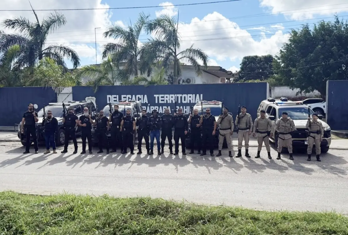 Polícia combate suposto “toque de recolher” e prende duas pessoas com drogas em Santa Bárbara