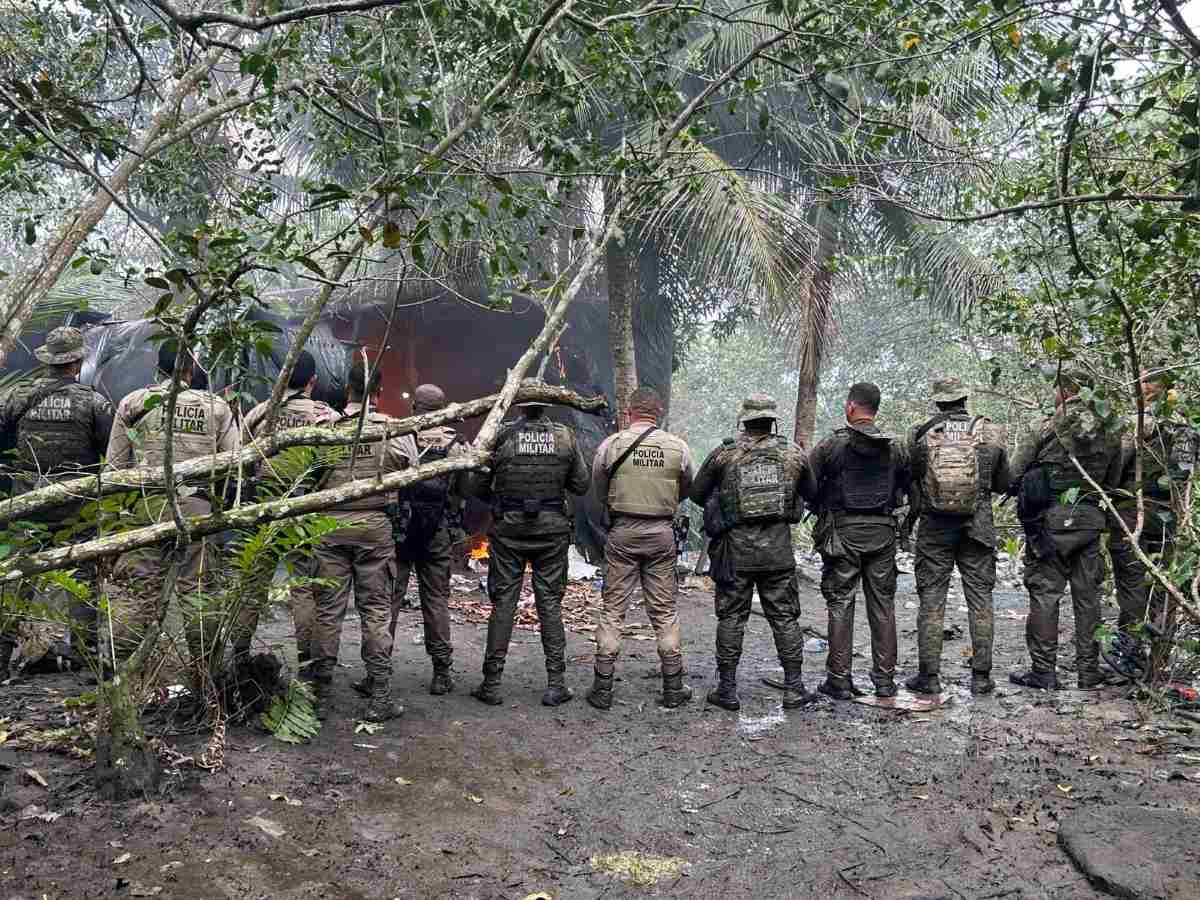 PM desmonta estrutura do tráfico em área de difícil acesso na Bahia