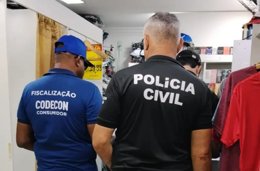 Mais de 8 mil produtos falsificados são apreendidos durante Operação Marca Segura Mais de 8 mil produtos falsificados são apreendidos durante Operação Marca Segura