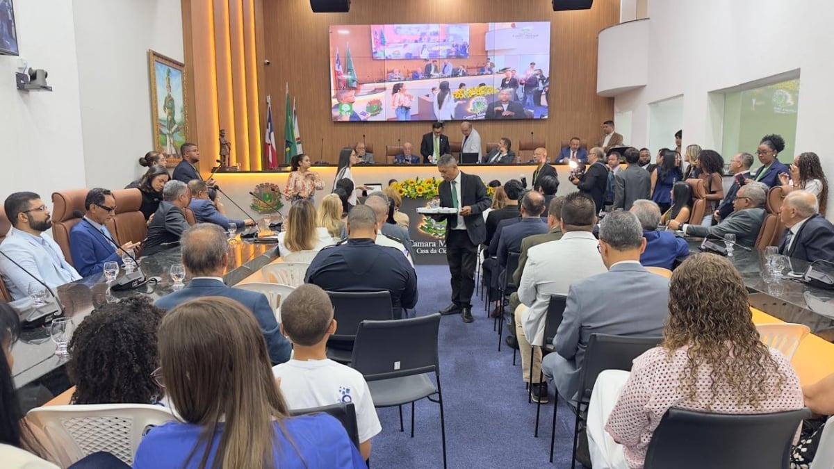 Câmara de Feira de Santana realiza sessão solene pelos 193 anos do município