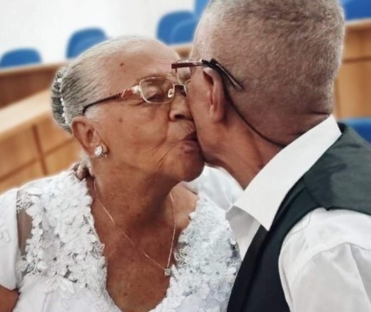 Casal de agricultores que se casaram em Ipiaú