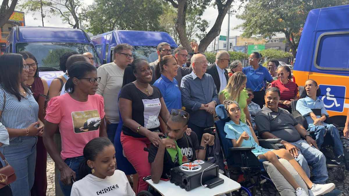 Entrega de veículos ao Pace_ Foto Paulo José Acorda Cidade