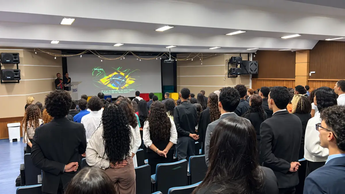 Estudantes do Colégio Asas vivenciam diplomacia na prática durante simulação da ONU em Salvador