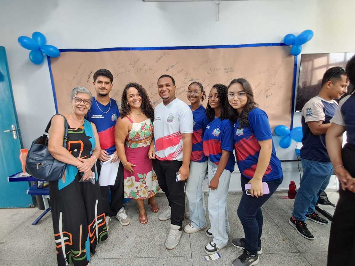 Estudantes do Colégio Estadual Santo Antônio