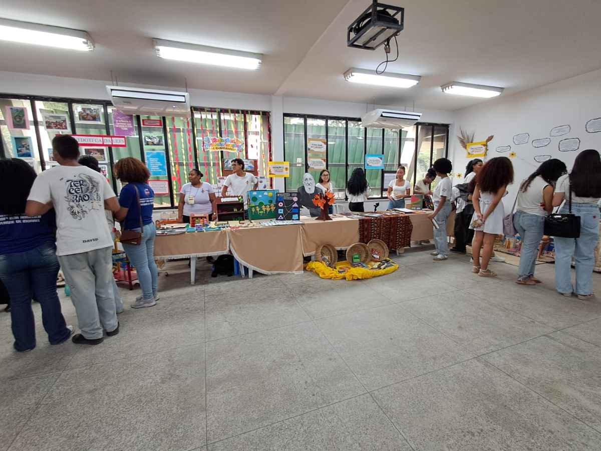 Feira de Graduação da Uefs atrai centenas de estudantes de Feira de Santana e cidades vizinhas
