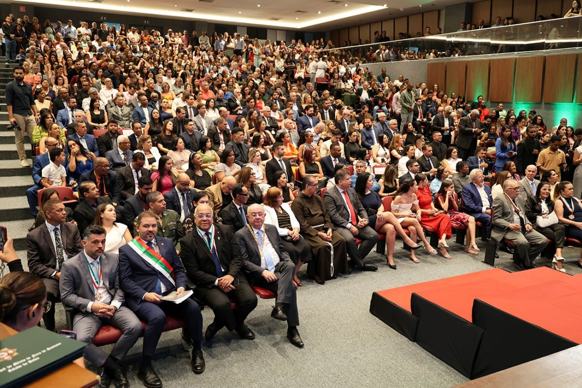 Feira de Santana entrega Ordem Municipal do Mérito a personalidades de destaque