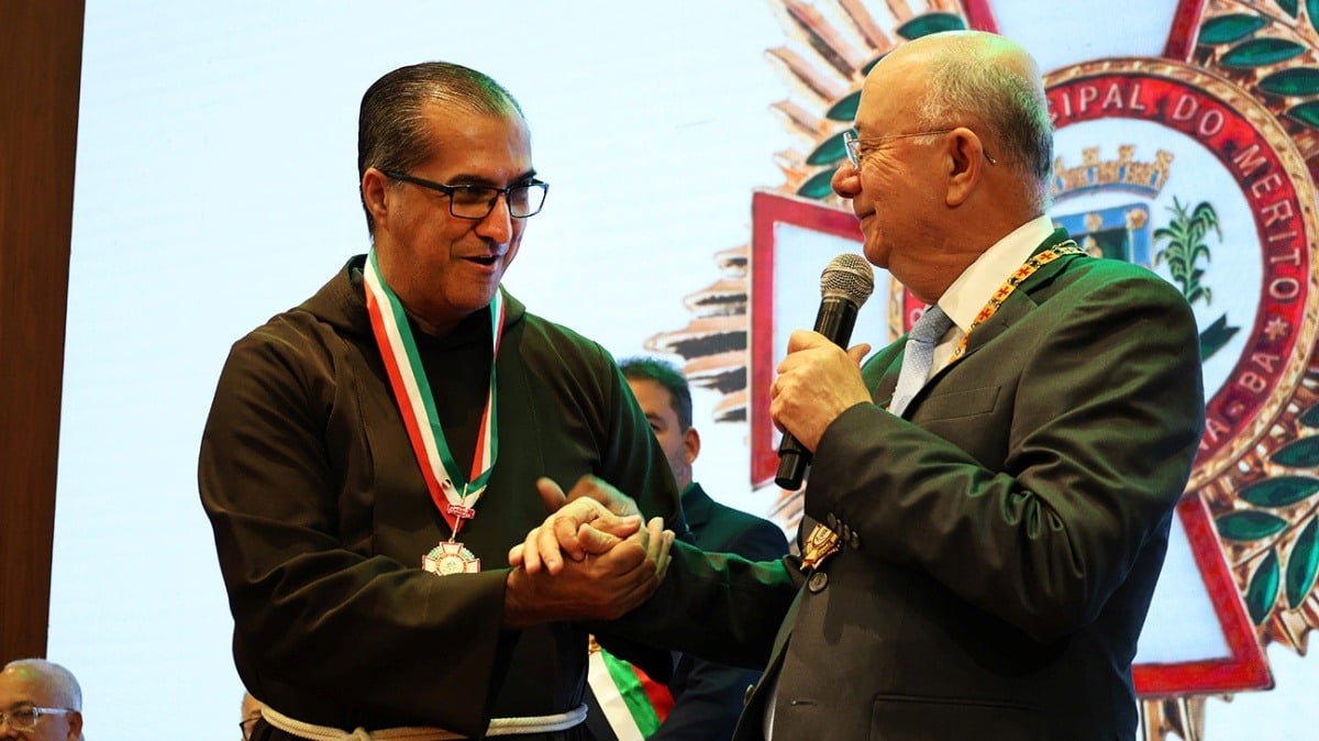 Feira de Santana entrega Ordem Municipal do Mérito a personalidades de destaque