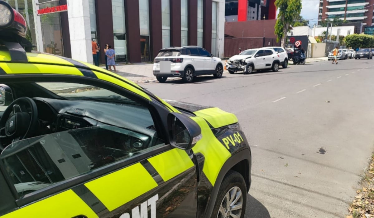 Homem fica ferido após ser atropelado no bairro Santa Mônica, em Feira de Santana