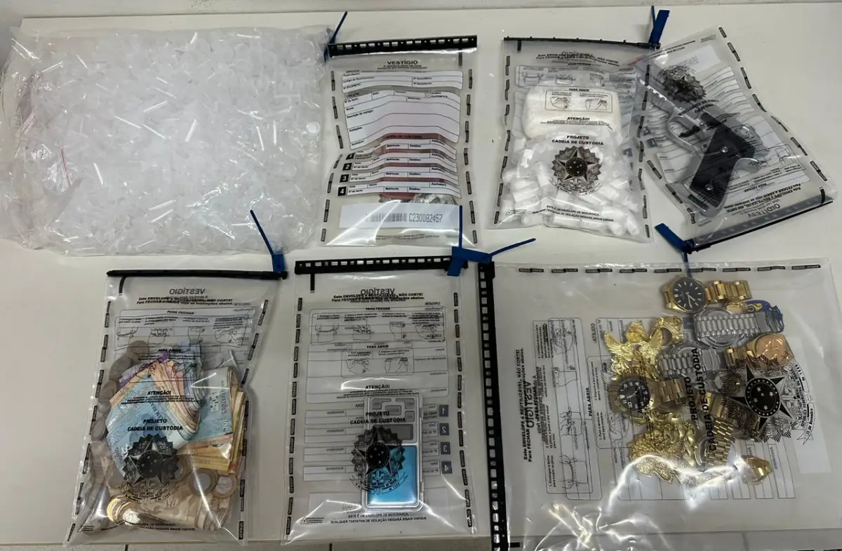 Polícia Civil deflagra operação em Serrinha e prende condenado por homicídio; 11 mandados foram cumpridos