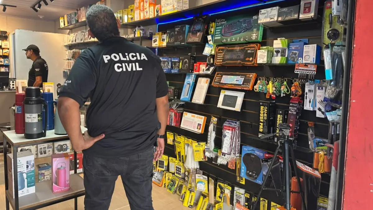 Cerco aos celulares roubados: Polícia Civil fiscaliza estabelecimentos em sete cidades da Bahia