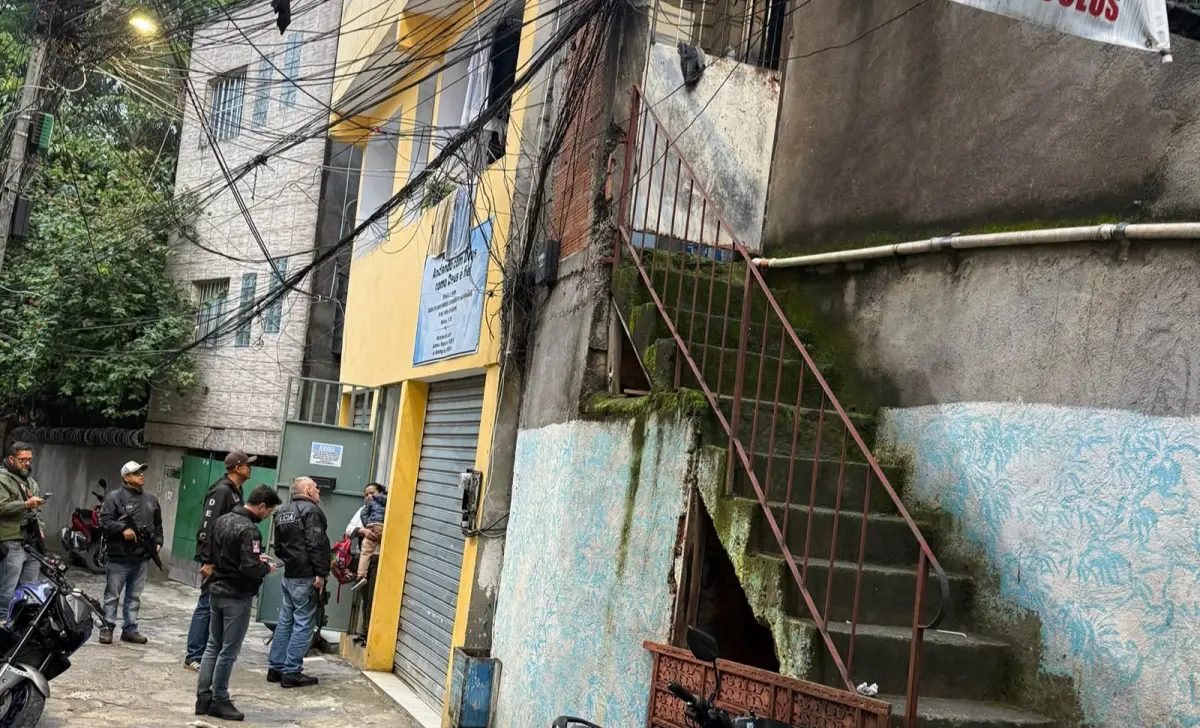 Liderança do crime de Salvador é presa em apartamento em São Paulo com BMW avaliada em mais de R$ 500 mil